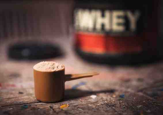 Whey Protein – Benefits, Nutrition Facts and Side Effects