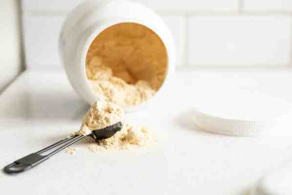12 Ingredients You Should Look for in Any Protein Powder